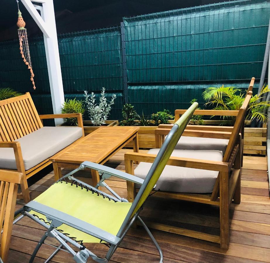 Habitation Baliache - Maison Creole Avec Jardin Privatif, Plage A 200M Deshaies Εξωτερικό φωτογραφία